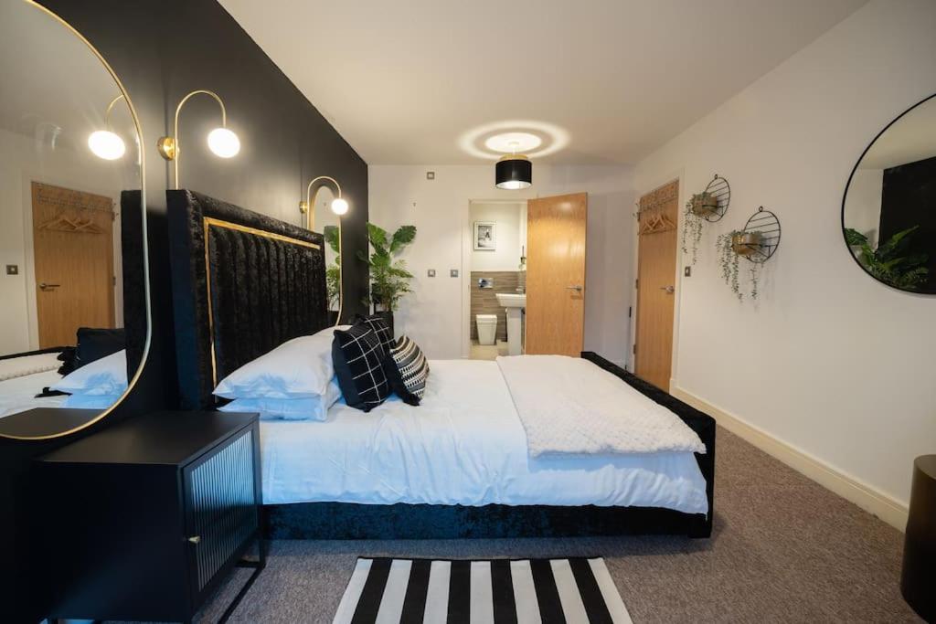 Penthouse Noir - Wyndale Living - Central Bham 2Br Birmingham Buitenkant foto
