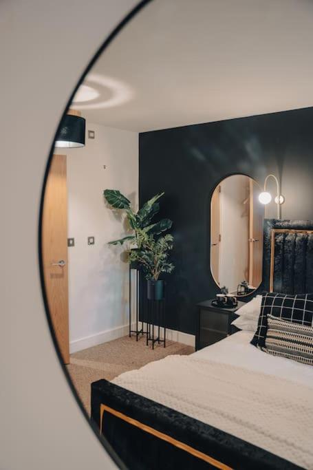 Penthouse Noir - Wyndale Living - Central Bham 2Br Birmingham Buitenkant foto